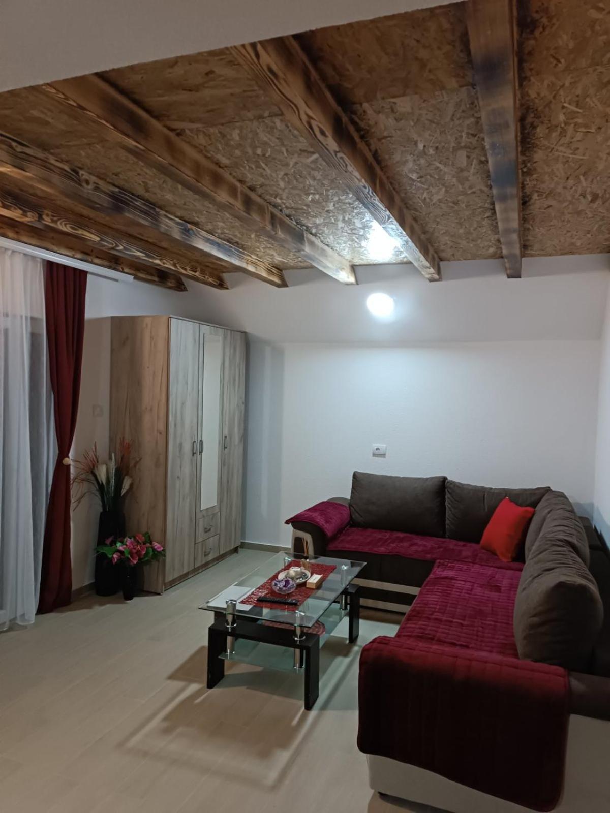 Apartmani Lena Plužine Habitación foto