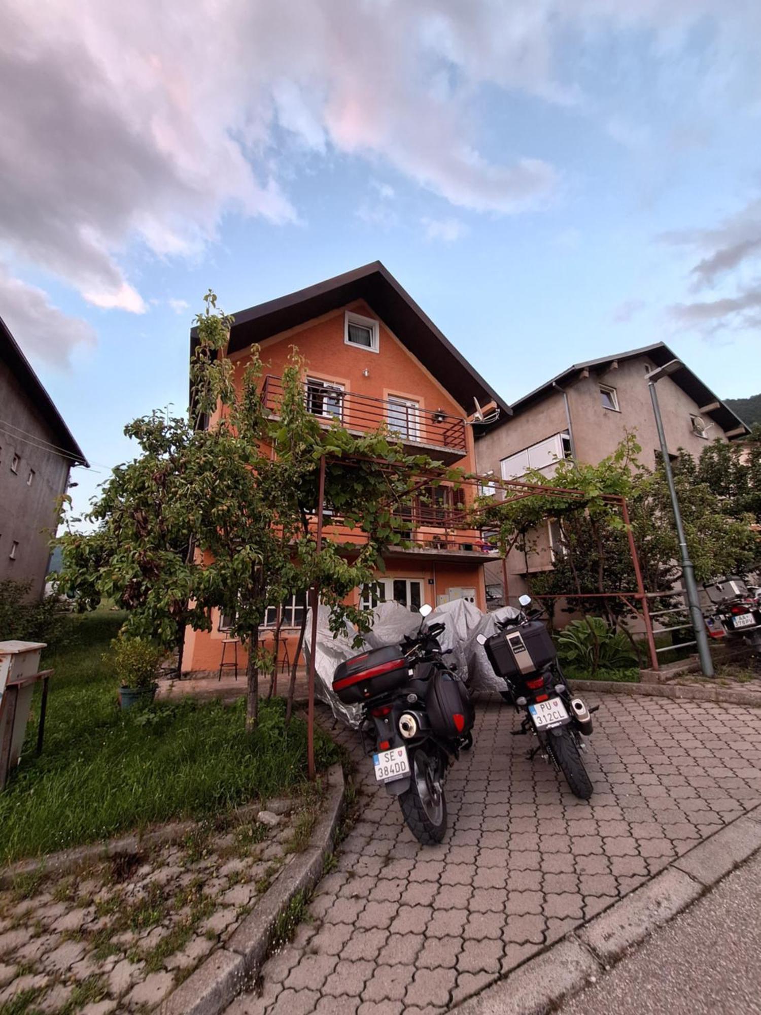 Apartmani Lena Plužine Habitación foto