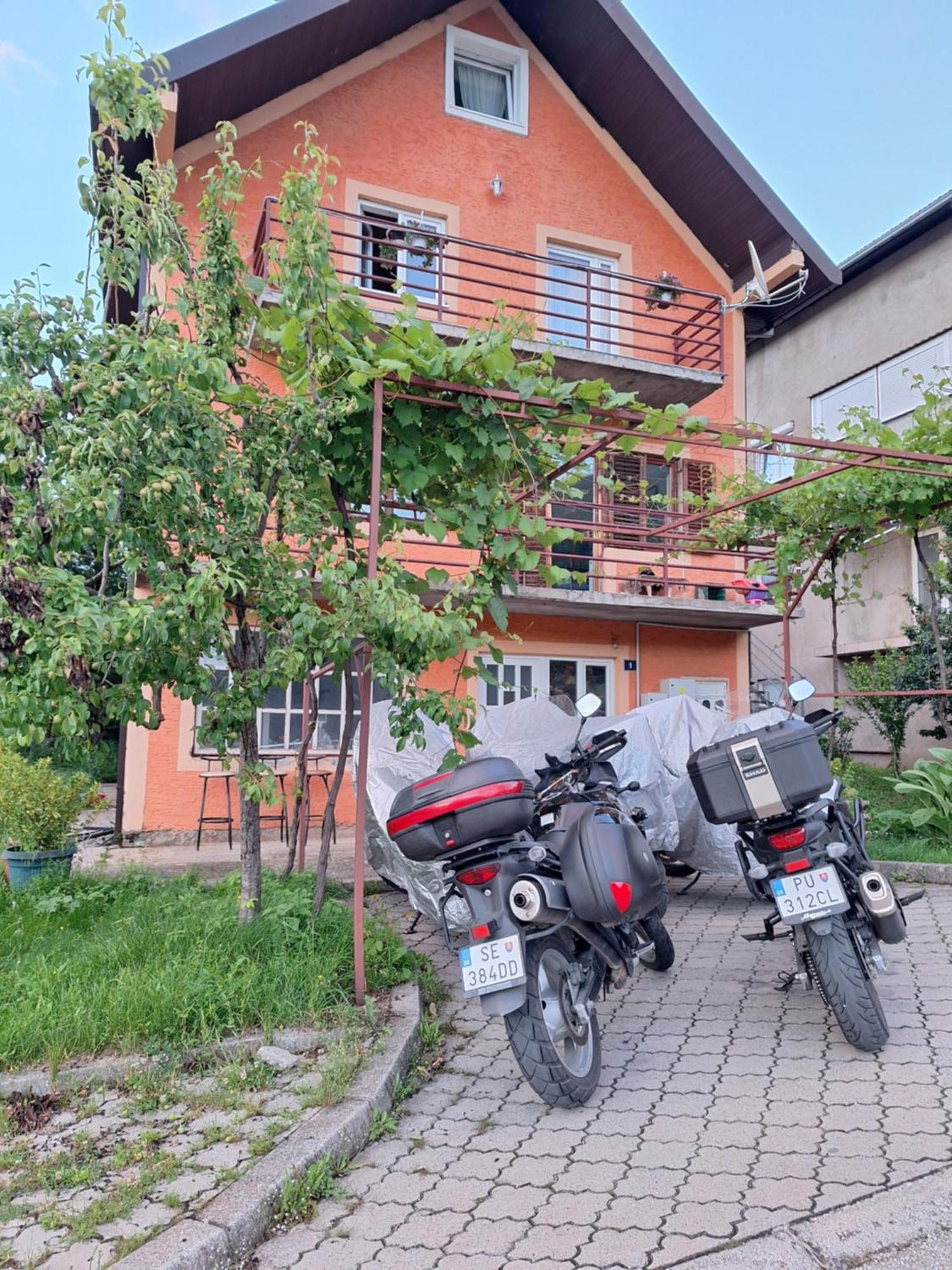 Apartmani Lena Plužine Habitación foto